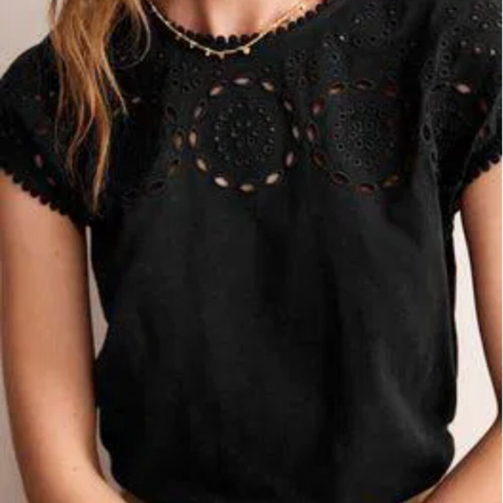 Boden, Sasha Broderie T-Shirt, Black, size 10